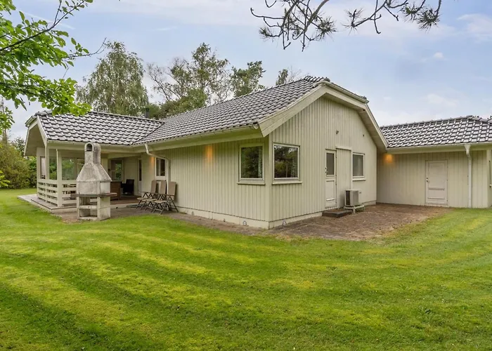 Ilwith - 400m From The Sea By Interhome